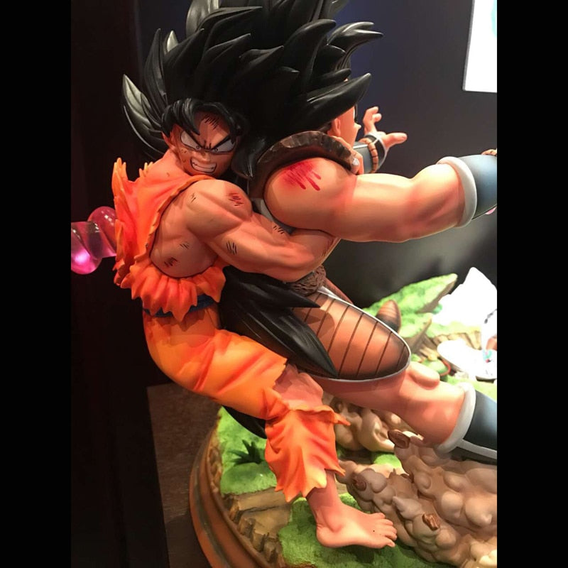 Figurine Collector Piccolo vs Raditz