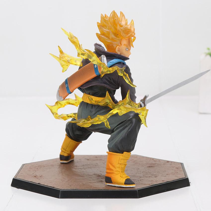 Figurine Trunks du Futur Epee